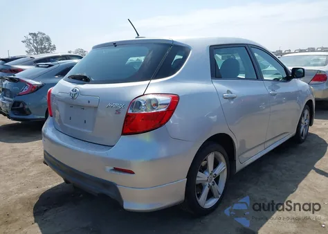2009 Toyota Matrix S из США, поврежденный, VIN 2T1KE40E89C011876